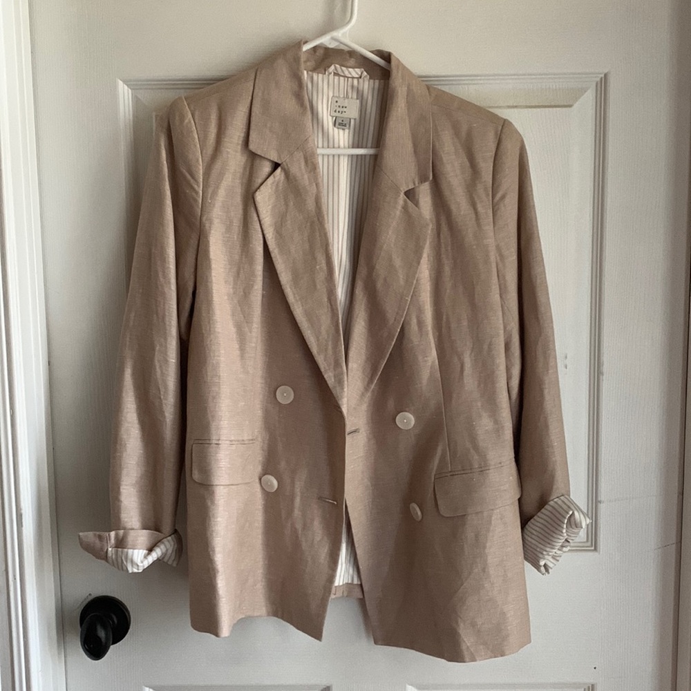 NEVER WORN: Target- a new day Tan Linen Blazer